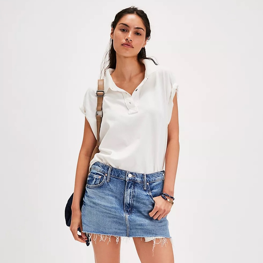 NWT MOTHER SUPERIOR The Teeny Tiny Mini Skirt in Are We There Yet? Wash Size 33